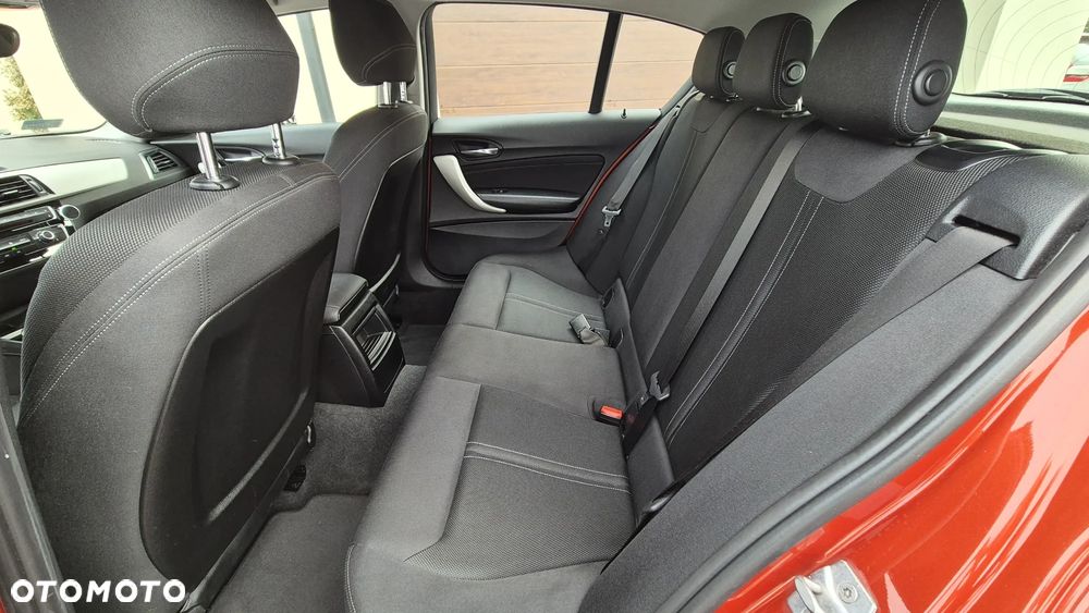 BMW Seria 1 118d Sport Line Shadow - 26