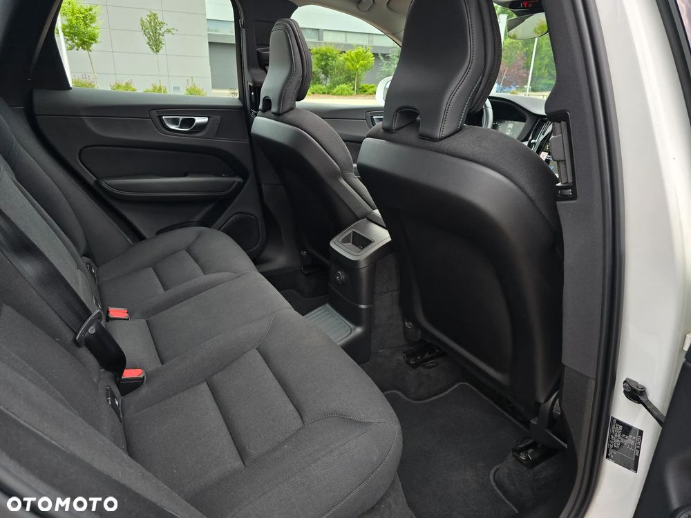 Volvo XC 60 T6 AWD Plug-In Hybrid Inscription - 30