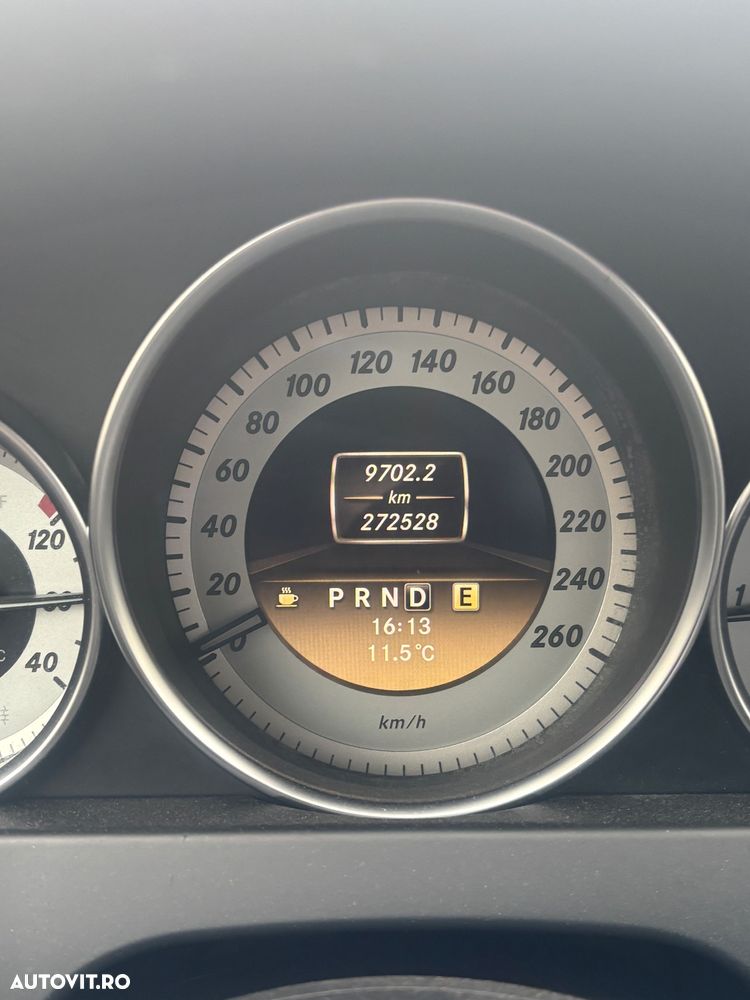 Mercedes-Benz C 220 CDI DPF Automatik BlueEFFICIENCY - 8