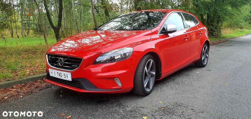 Volvo V40 D2 R Design - 11