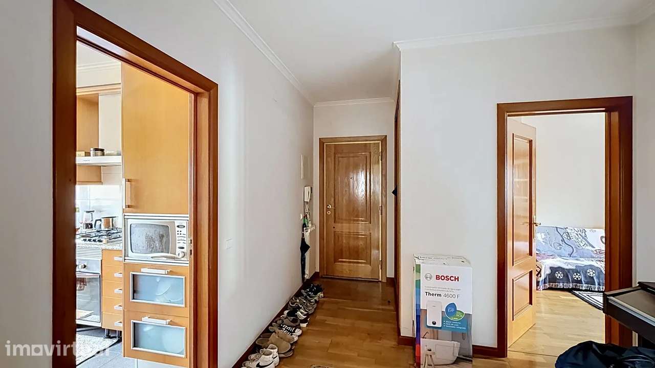 Apartamento T3 Ramada – Espaço, Conforto e Excelente Localização - Grande imagem: 4/14