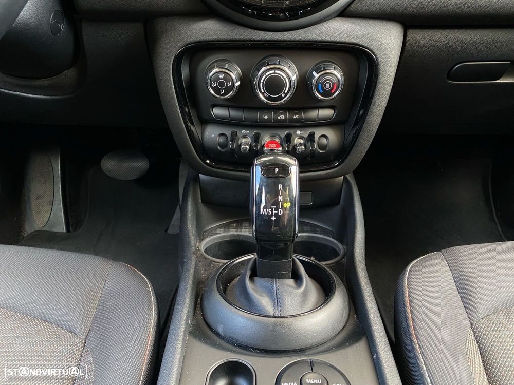 MINI Clubman One D 4Business Auto — fotografia 12