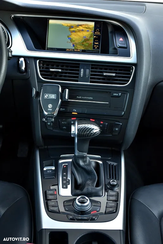 Audi A5 Cabrio 3.0 TDI quattro S-tronic - 17