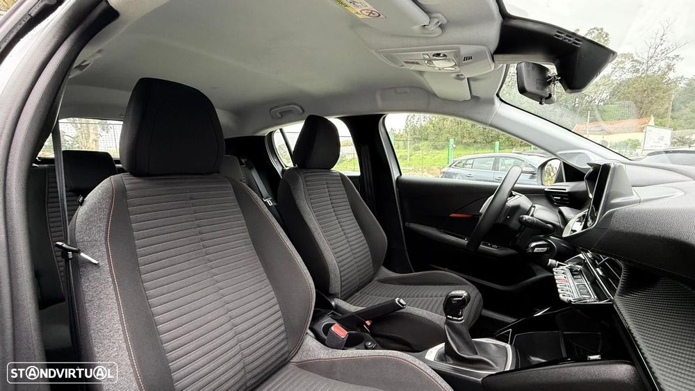 Peugeot 208 1.2 PureTech Active Pack - 36