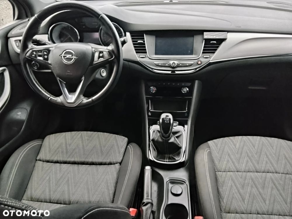 Opel Astra 1.5 D Start/Stop 2020 - 9