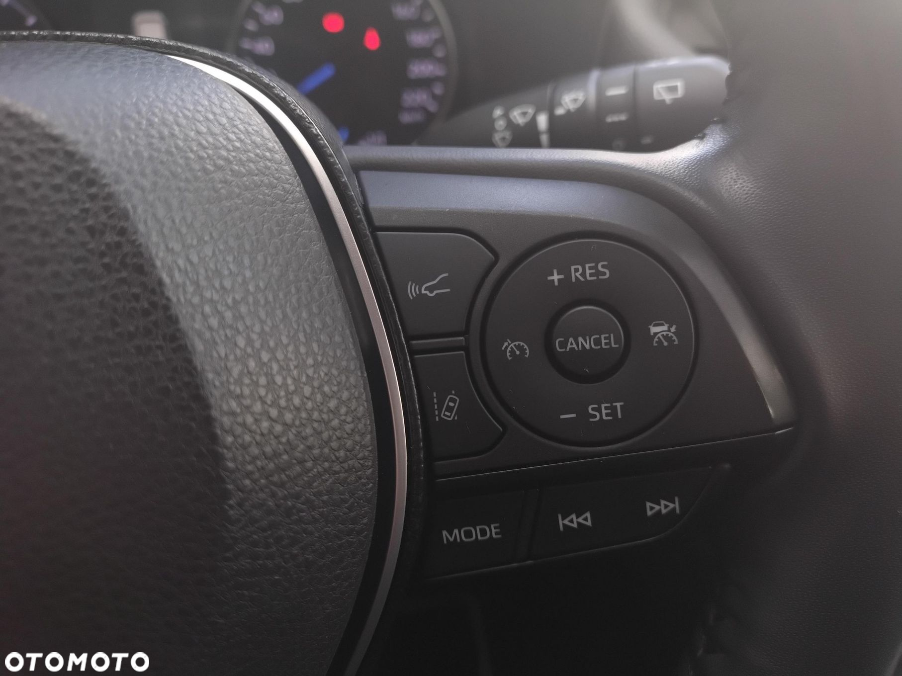 Toyota RAV4 - 23