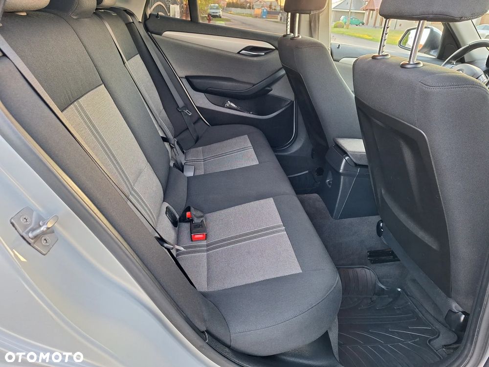BMW X1 xDrive20d xLine - 7