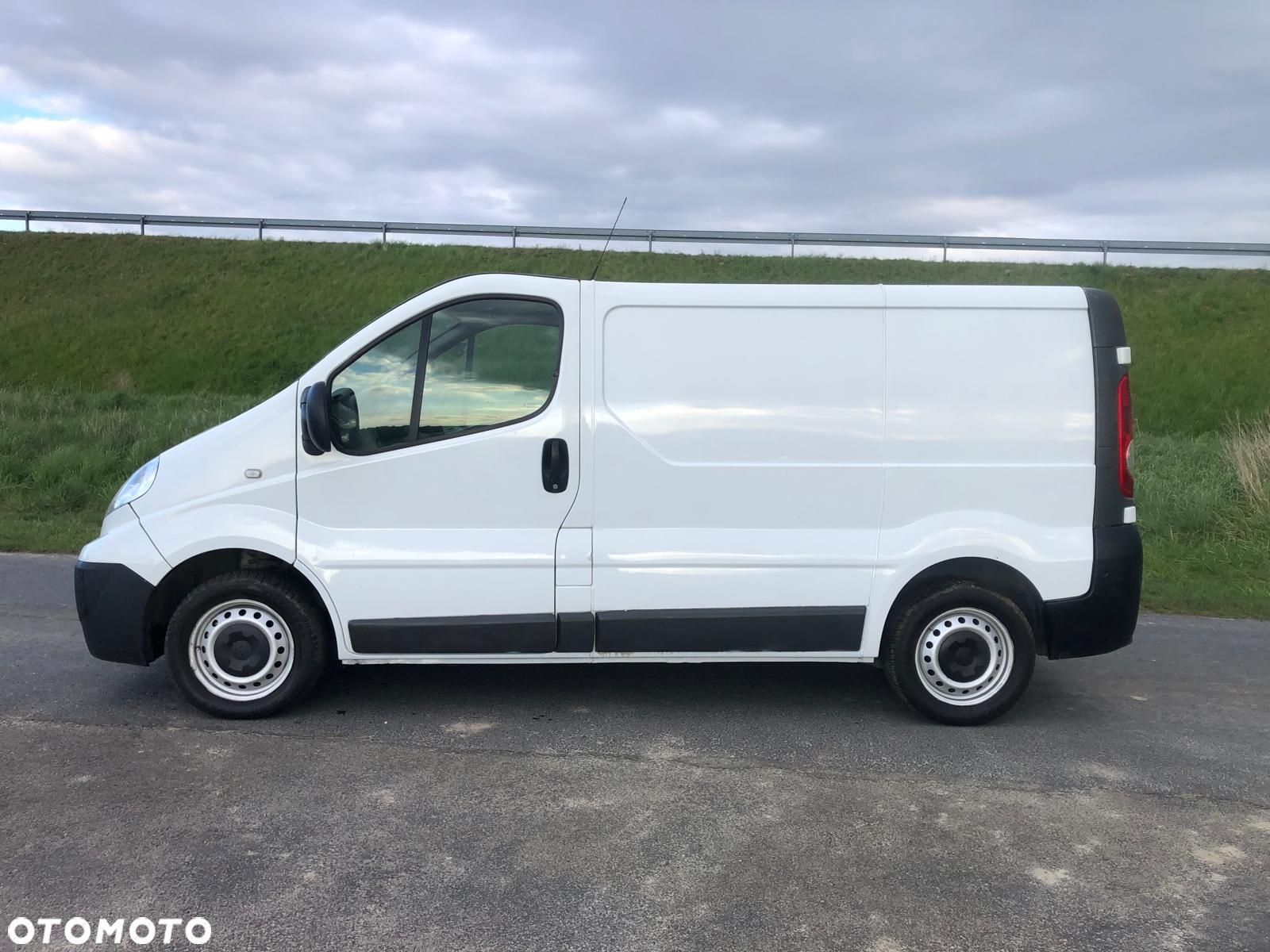 Nissan Primastar - 1