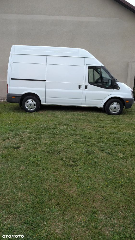 Ford Transit - 1