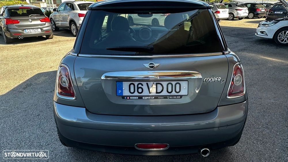 MINI 3 Portas Cooper D - 19