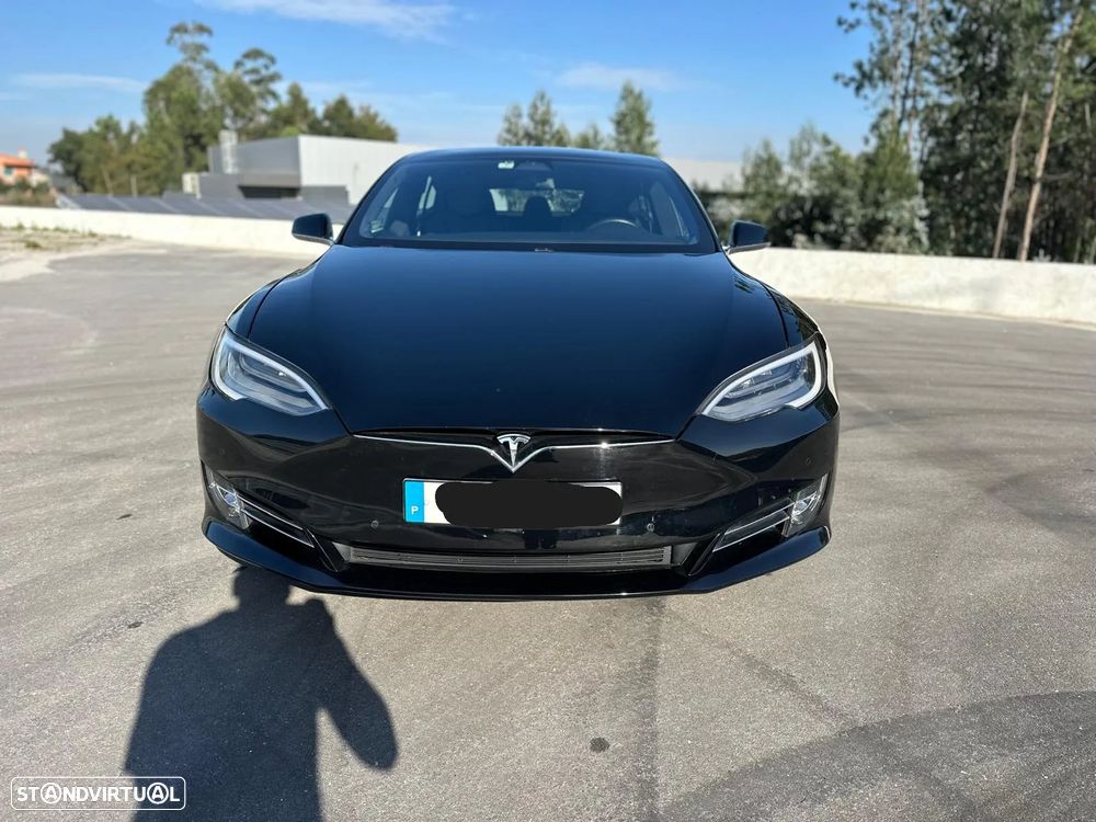 Tesla Model S 75D - 4
