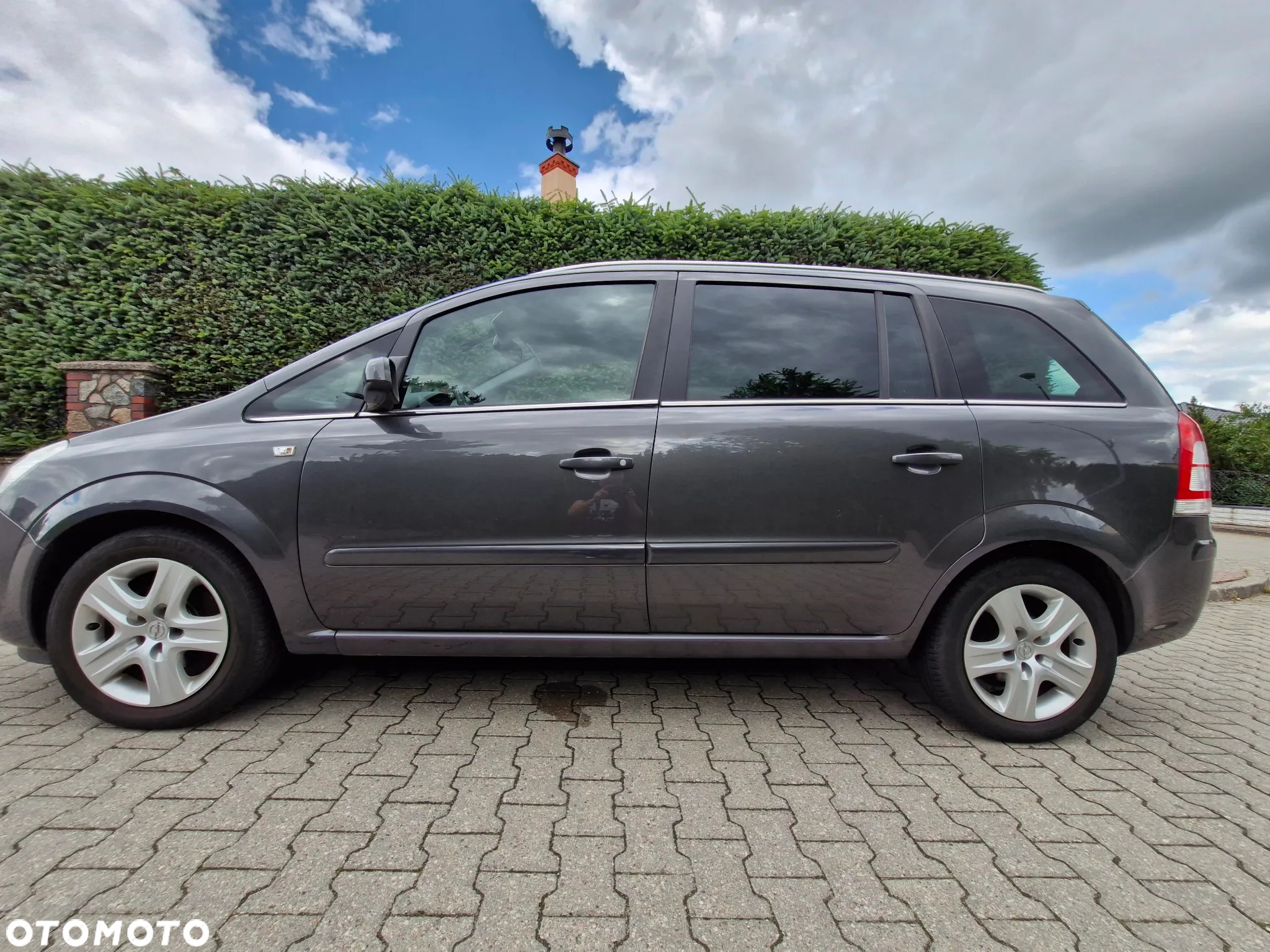 Opel Zafira 1.6 Enjoy - 25