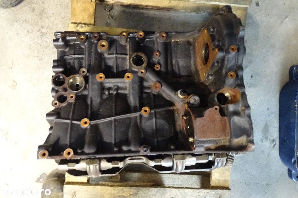 MERCEDES 2.2 CDI BLOK SILNIKA 6510111401 - 2