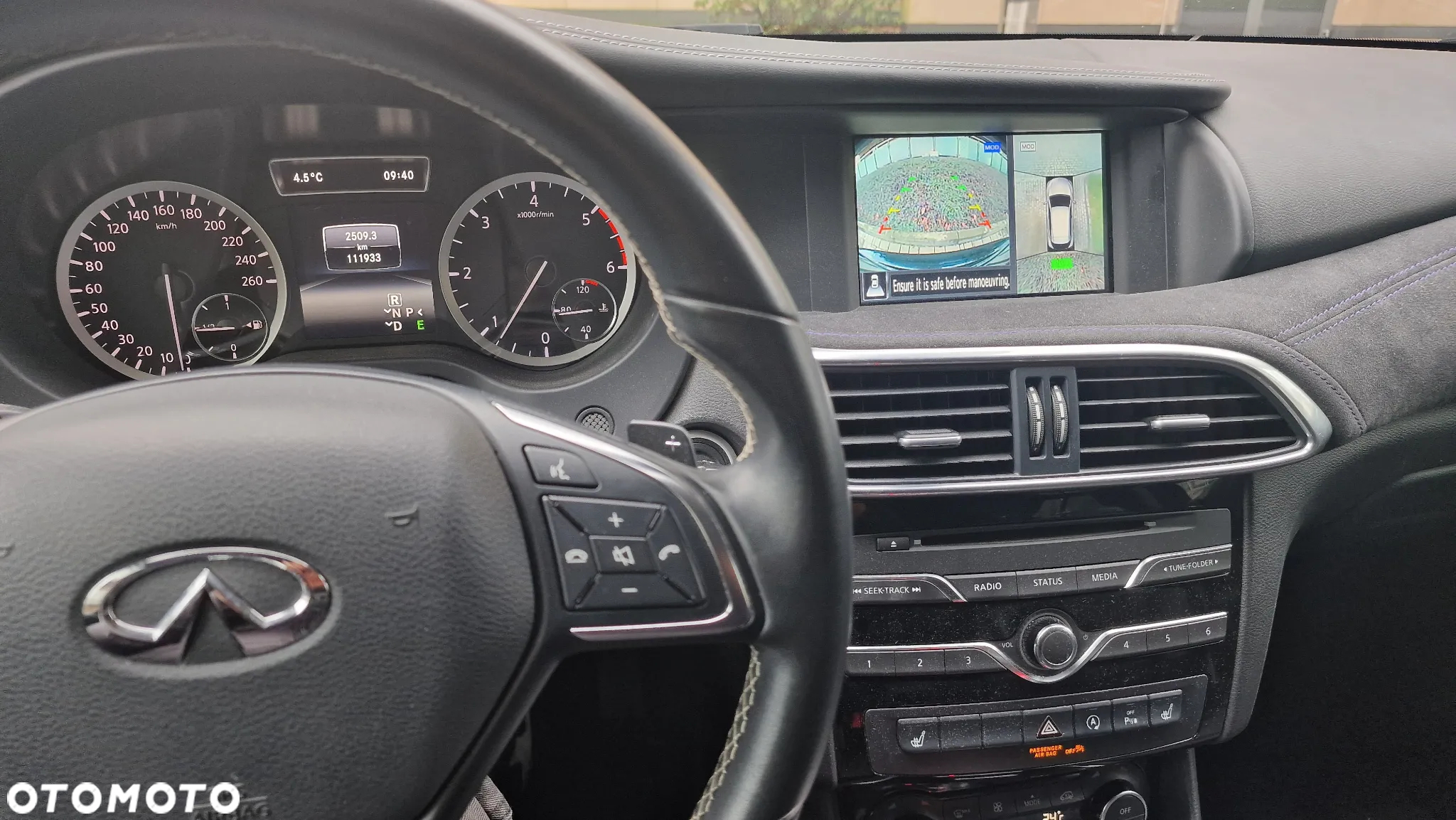 Infiniti Q30 2.2d Premium Tech AWD 7DCT - 2
