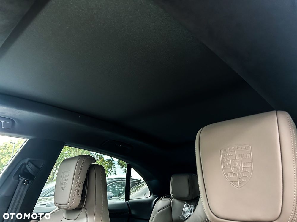 Porsche Macan - 11