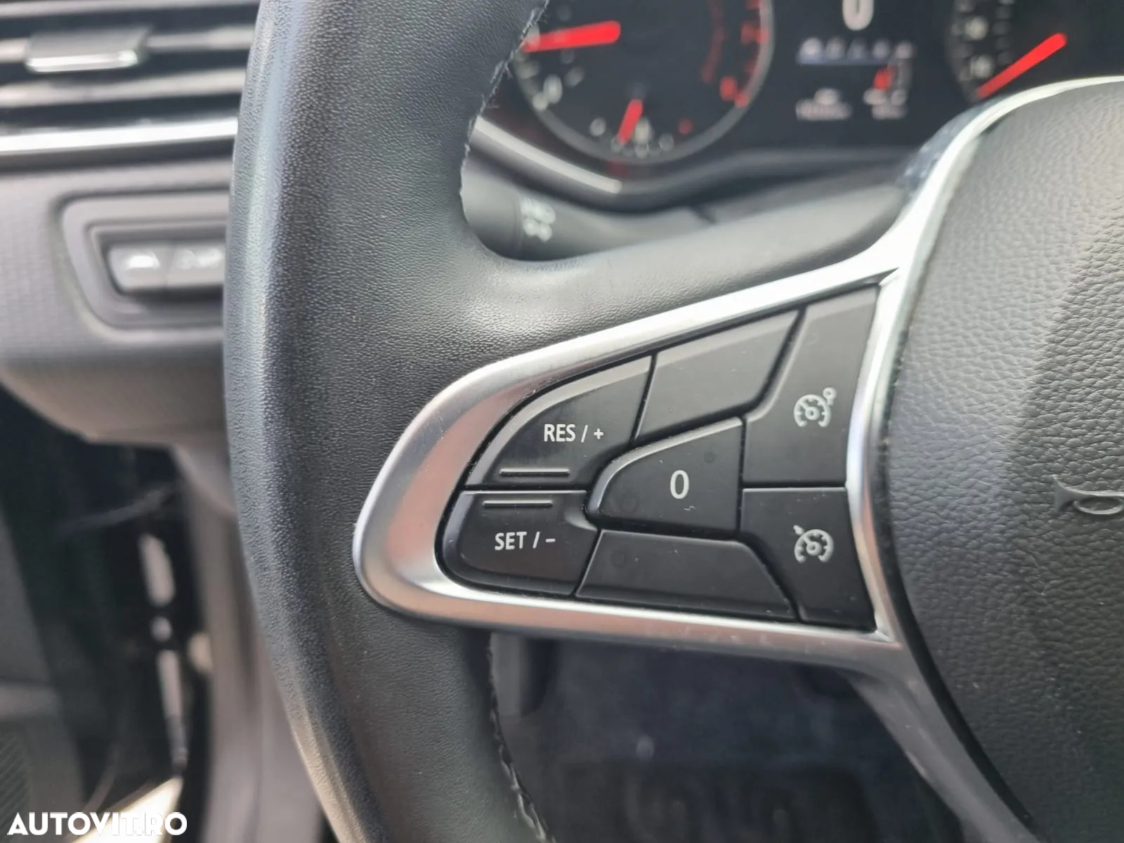 Renault Clio TCe 100 BUSINESS EDITION - 16