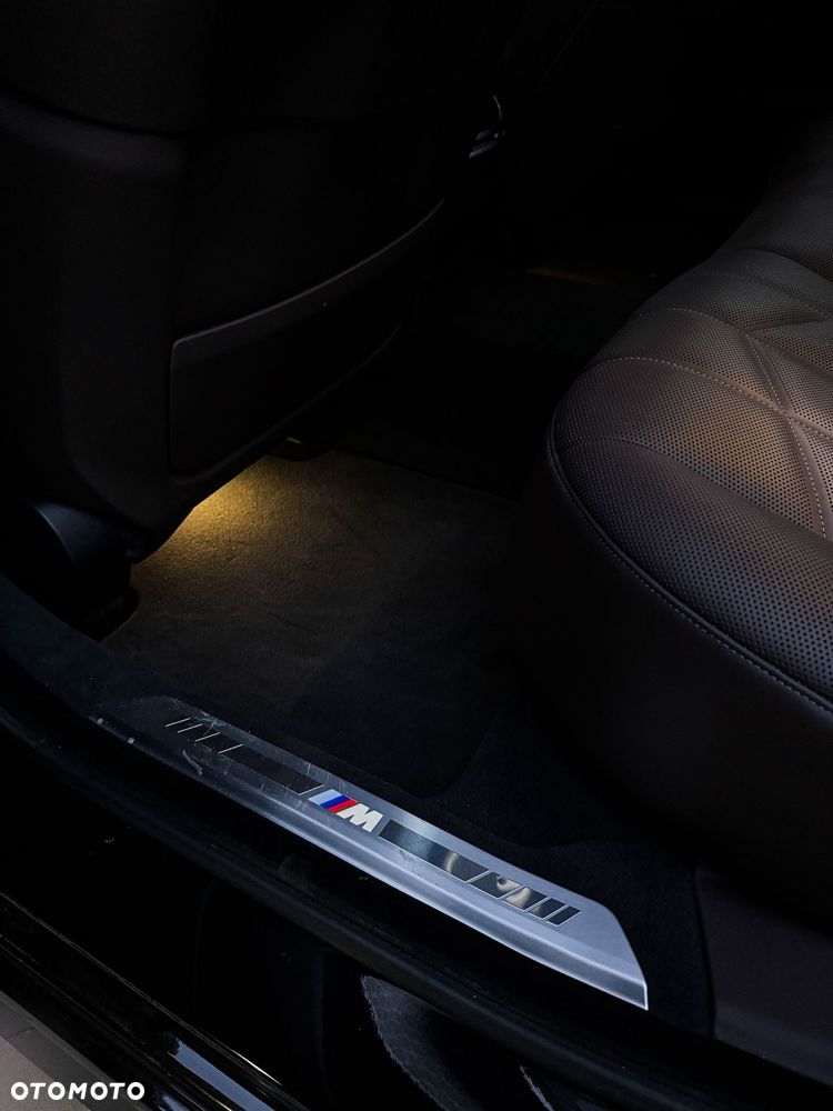 BMW Seria 7 740d xDrive - 21