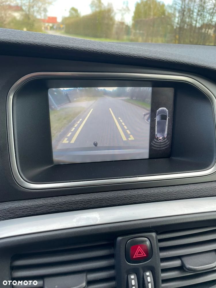 Volvo V40 D2 Summum - 23