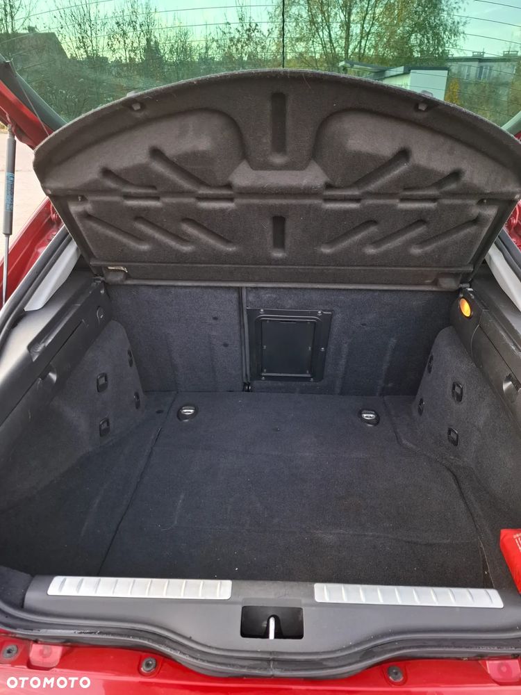 Alfa Romeo GT 1.9JTD 16V Q2 - 12