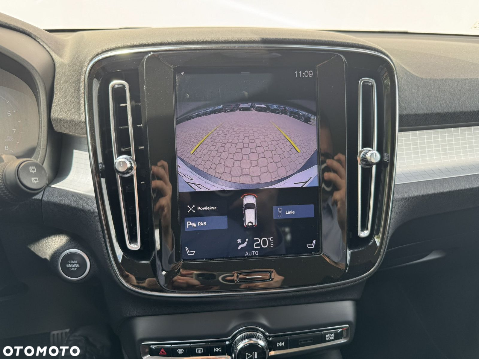 Volvo XC 40 T3 Momentum Pro - 18