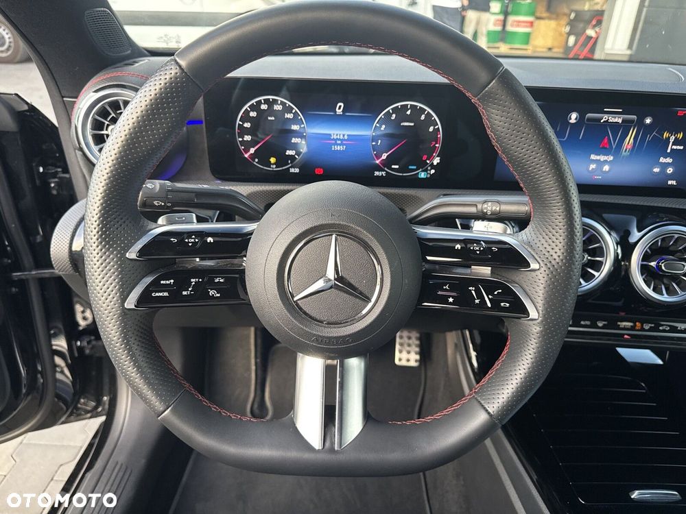 Mercedes-Benz CLA 200 AMG Line 7G-DCT - 25