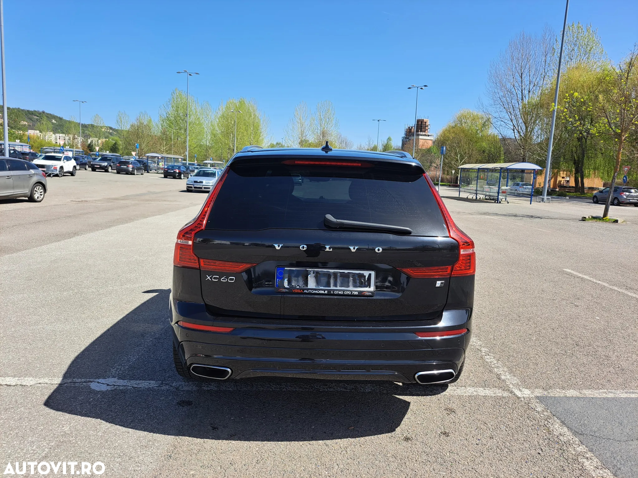 Volvo XC 60 D4 AWD R-Design - 5