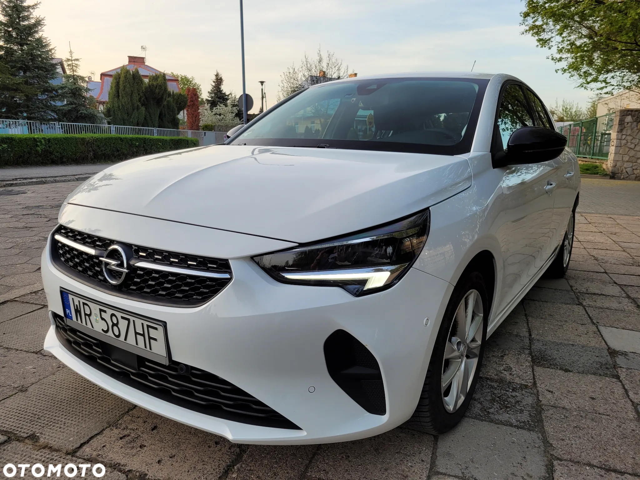 Opel Corsa 1.2 Elegance S&S - 20