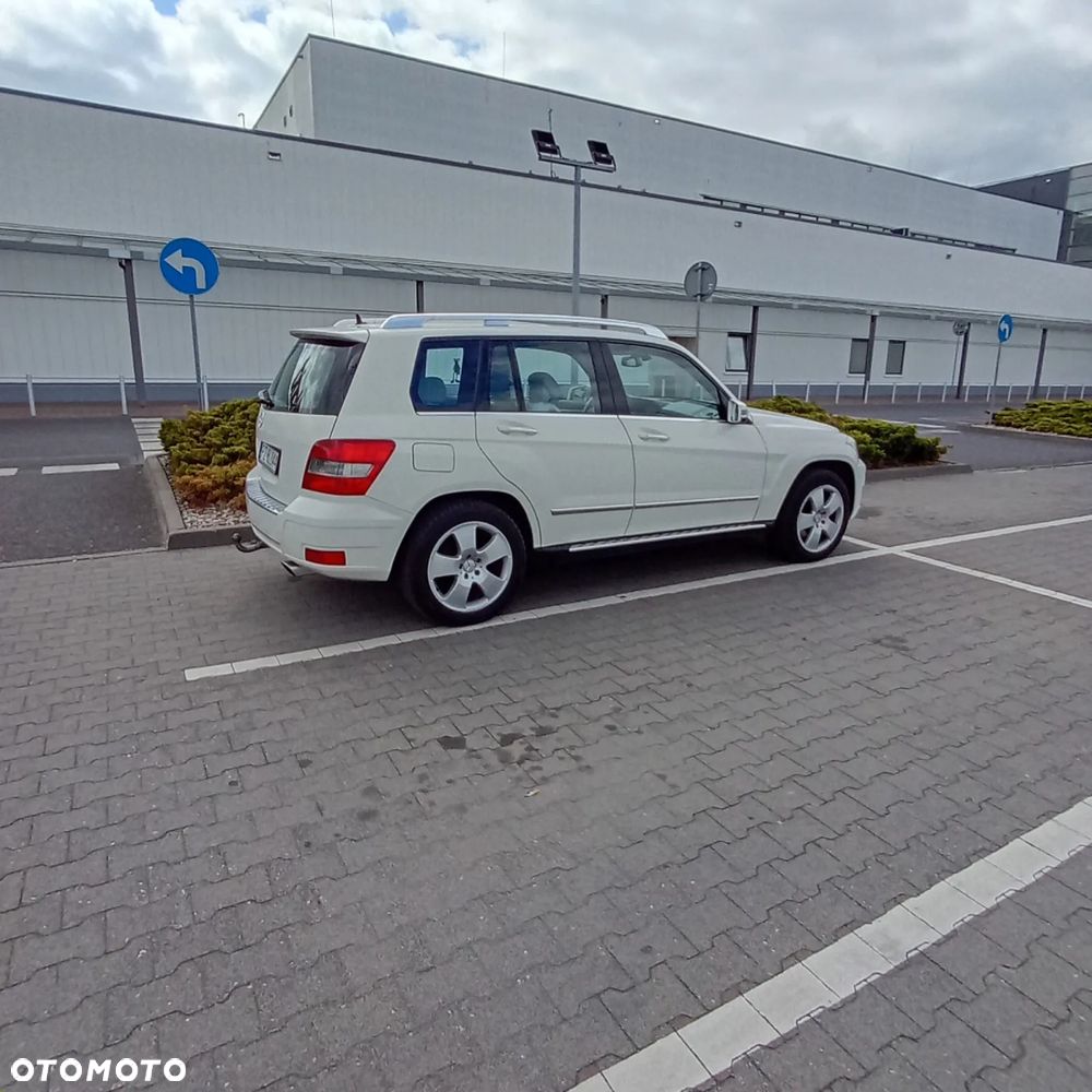 Mercedes-Benz GLK - 2