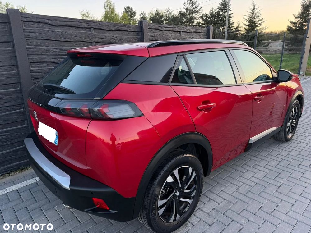 Peugeot 2008 BlueHDi 130 EAT8 Allure Pack - 3