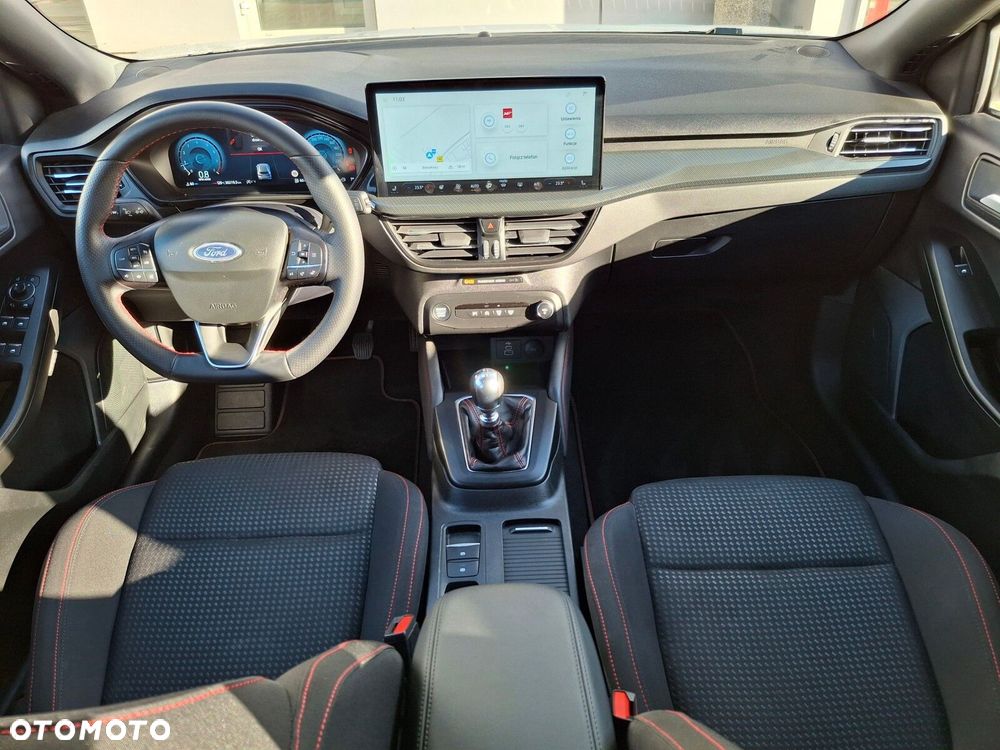 Ford Focus 1.0 EcoBoost mHEV ST-Line X - 18