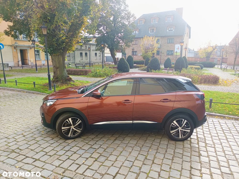 Peugeot 3008 1.2 PureTech Allure S&S - 22