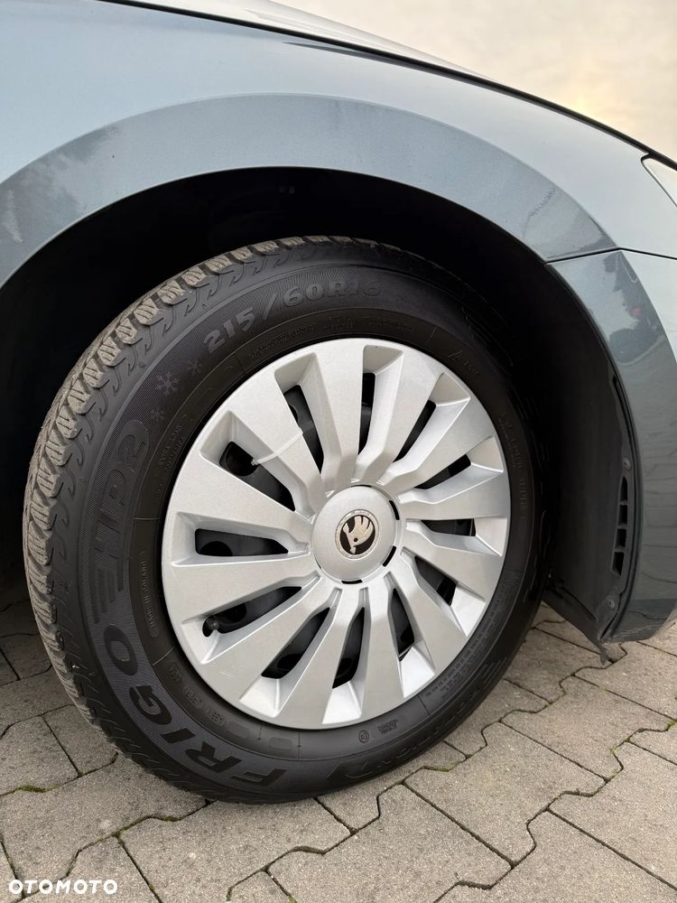 Skoda Superb 2.0 TDI Style DSG - 8