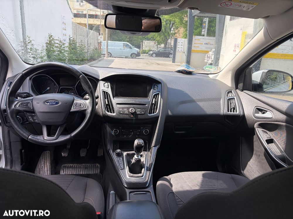 Ford Focus 1.5 EcoBoost Titanium - 20