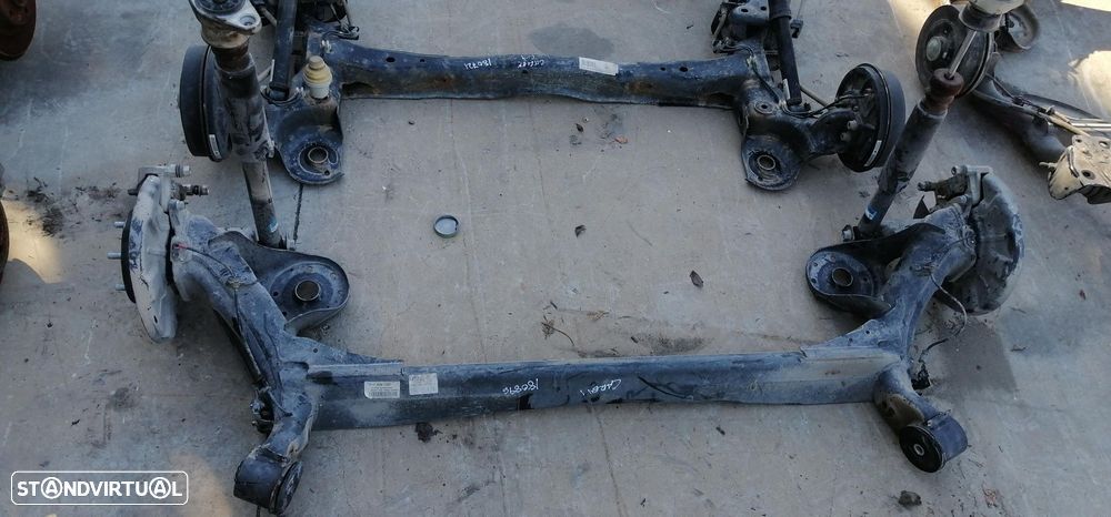 CHARRIOT TRASEIRO KIA CARENS IV - 1