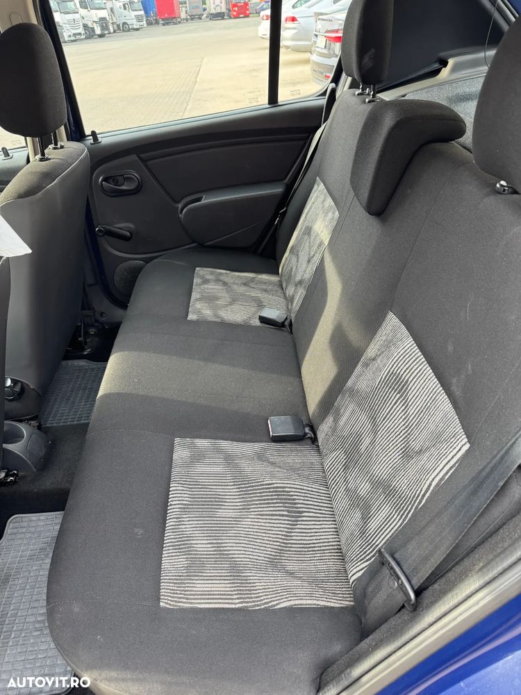 Dacia Sandero 1.4 MPI Ambiance - 11