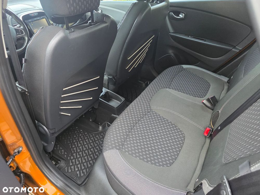 Renault Captur - 21