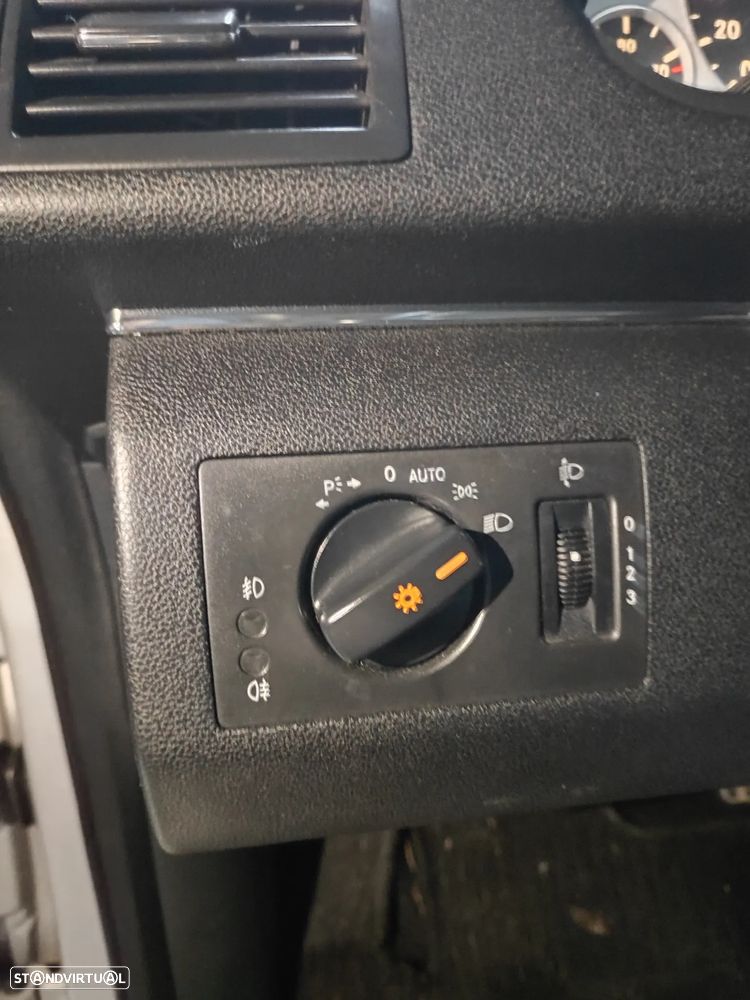 Mercedes-Benz B 200 CDI - 23