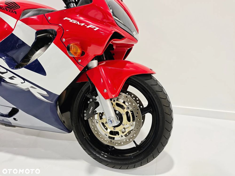 Honda CBR - 7