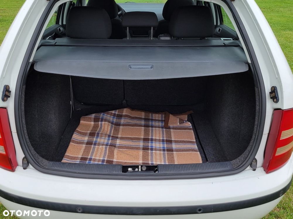 Skoda Fabia - 8