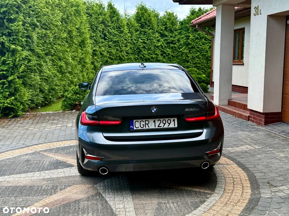 BMW Seria 3 330e Luxury Line sport - 8