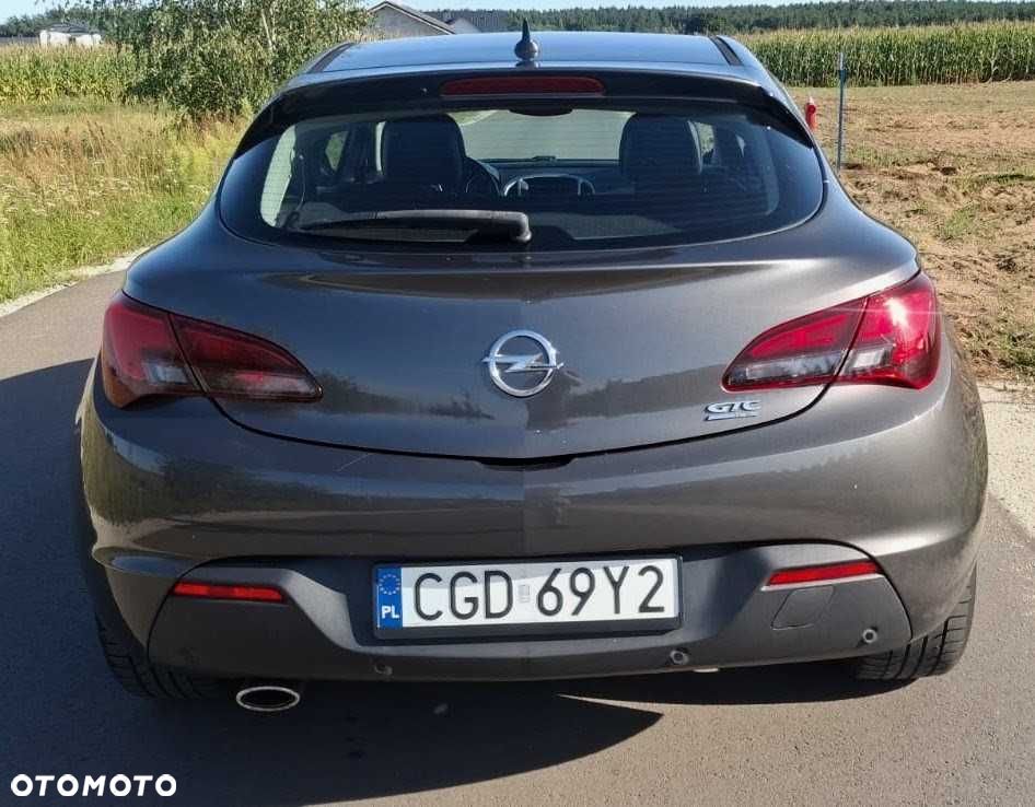 Opel Astra - 4
