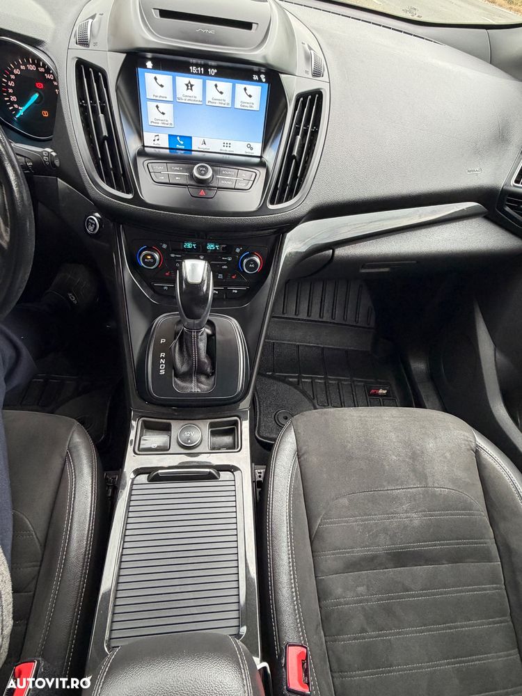 Ford Kuga - 11