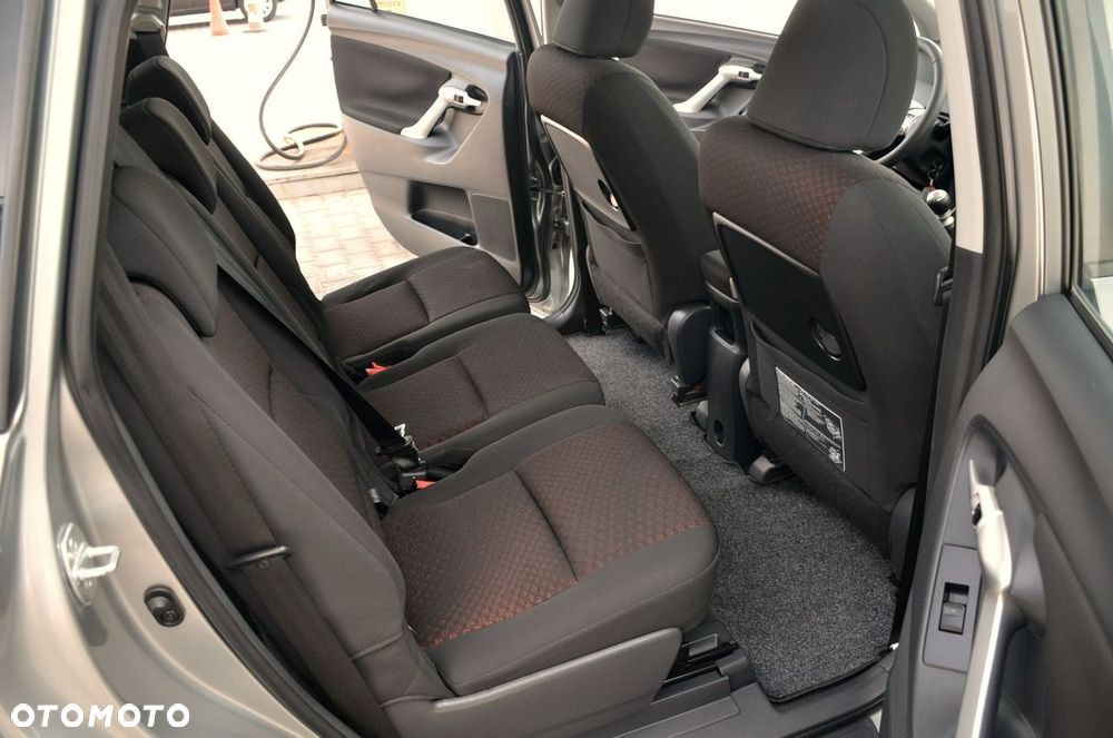 Toyota Verso - 15