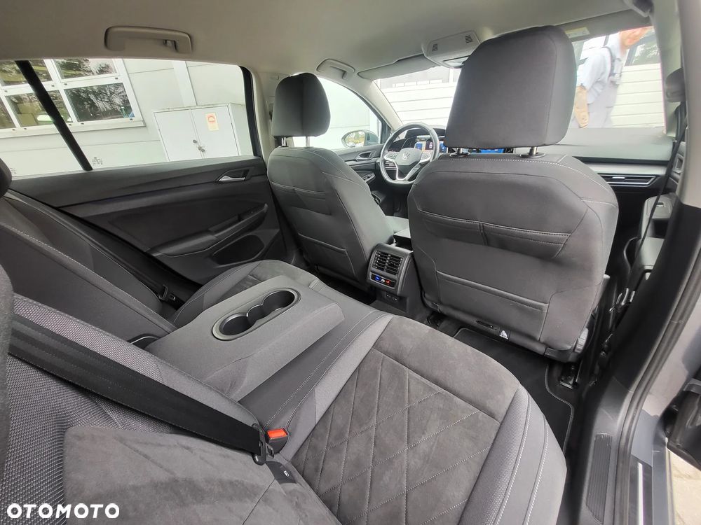 Volkswagen Golf - 29