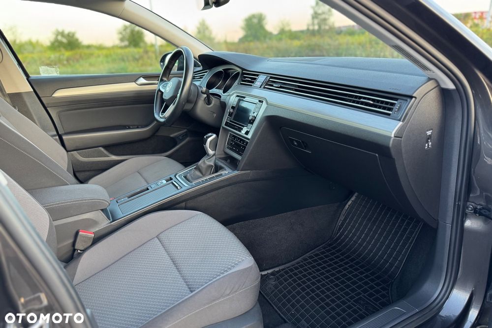 Volkswagen Passat 1.5 TSI EVO Essence - 33