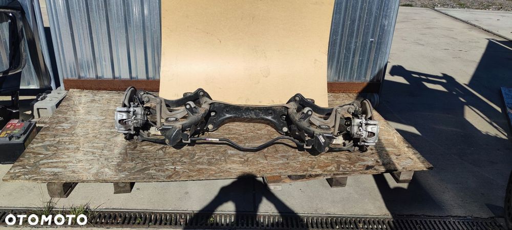 SANKI WÓZEK TYŁ KOMPLET AUDI A4 B9 A5 8W0505235S