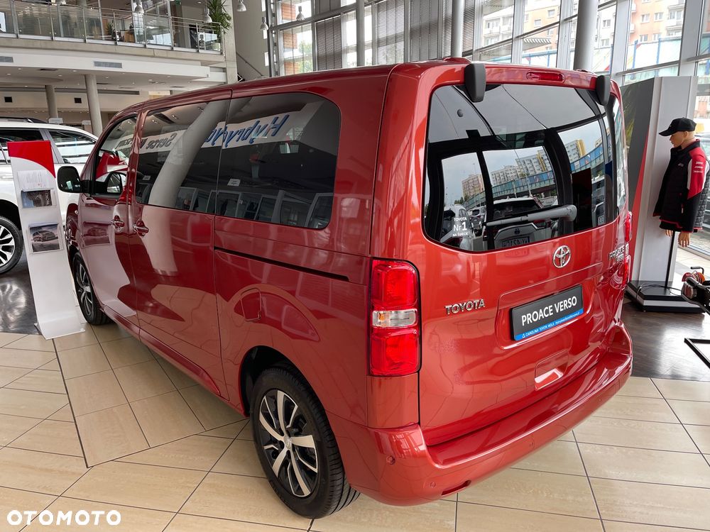 Toyota ProAce Kombi D-4D Medium 2,8t - 4