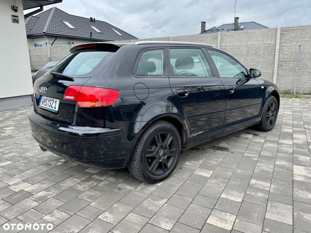 Audi A3 Sportback - 4
