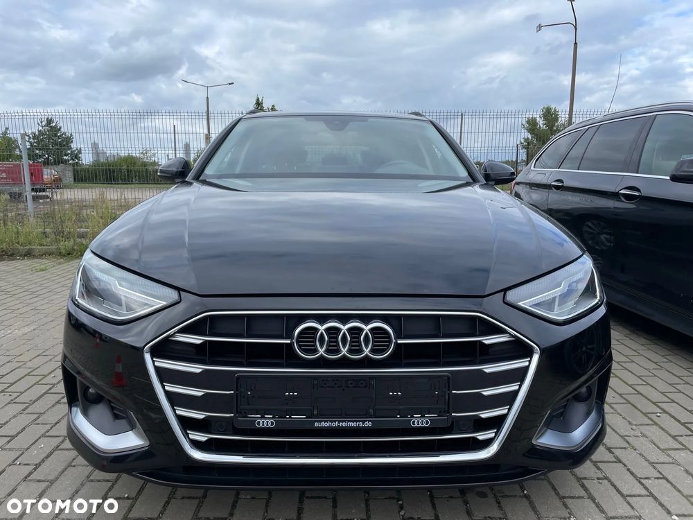 Audi A4 Avant 35 TDI S tronic - 1
