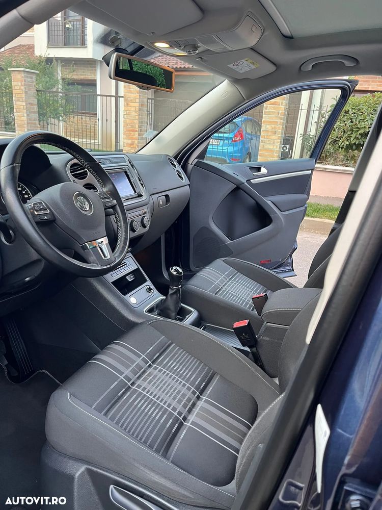 Volkswagen Tiguan - 8